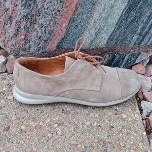 Samuel Hubbard tan suede leather lace up sneakers womens shoes sz 7